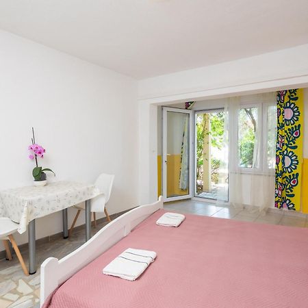 Apartments Roza Omiš Extérieur photo