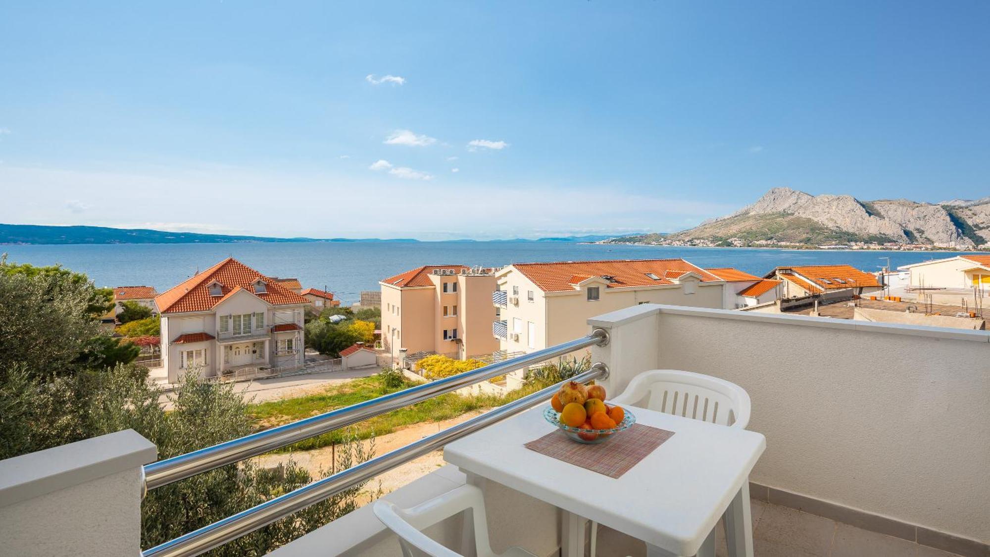Apartments Roza Omiš Extérieur photo