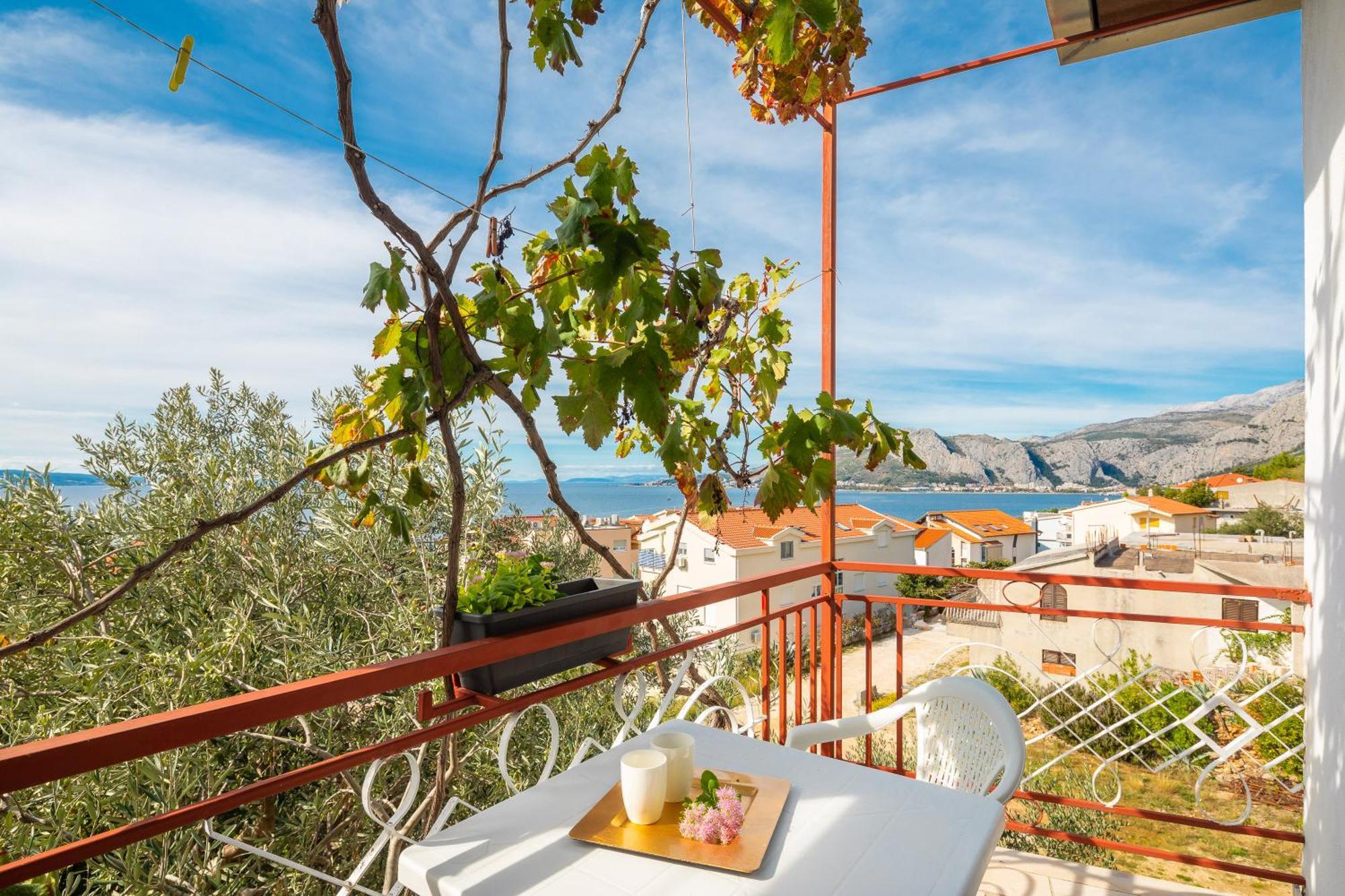 Apartments Roza Omiš Extérieur photo