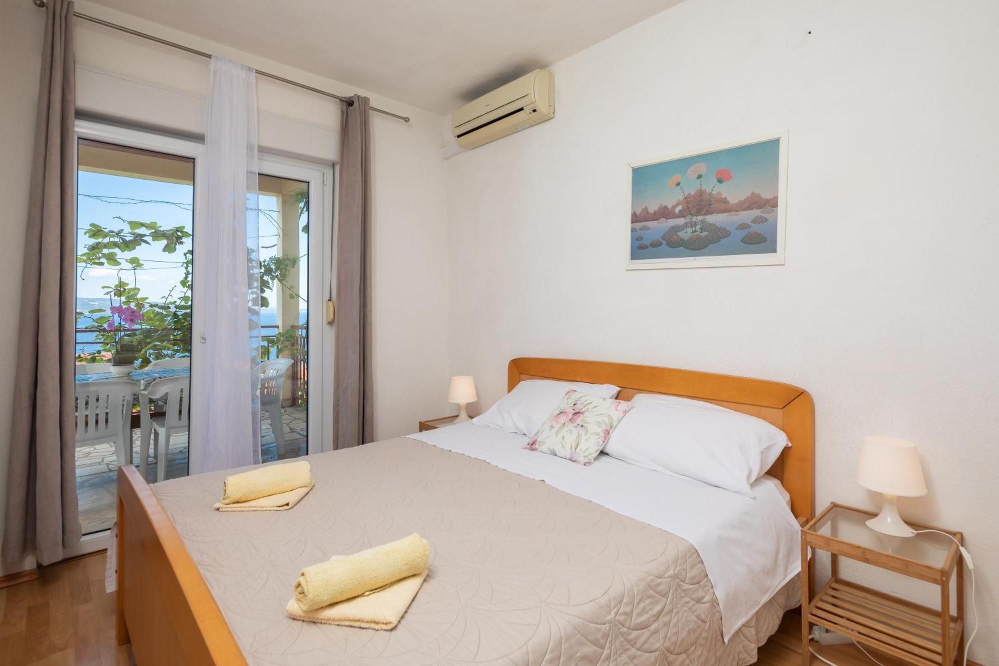 Apartments Roza Omiš Extérieur photo